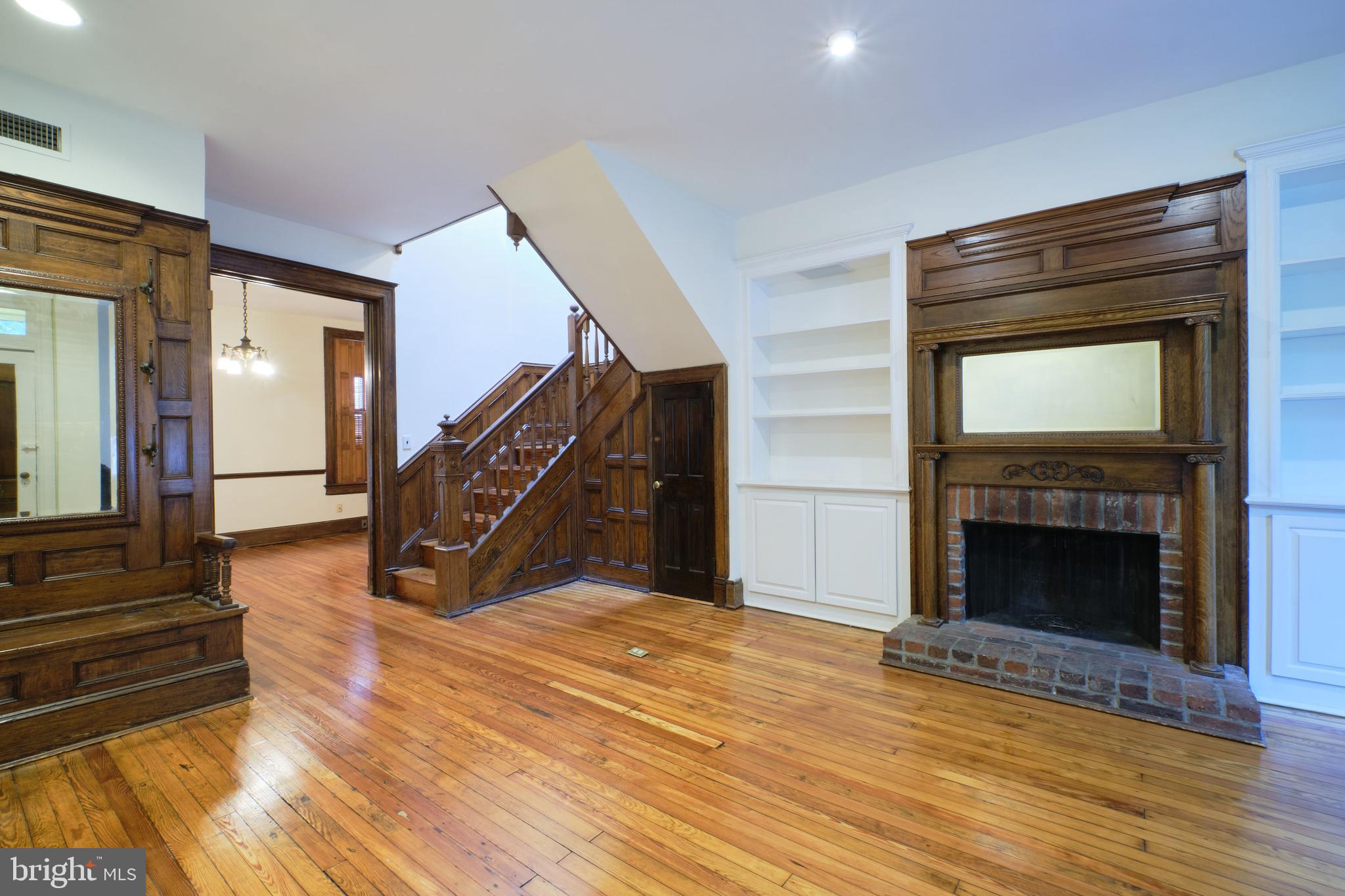 807 Independence Avenue Southeast Washington, DC 20003 - Photo 8 of 38