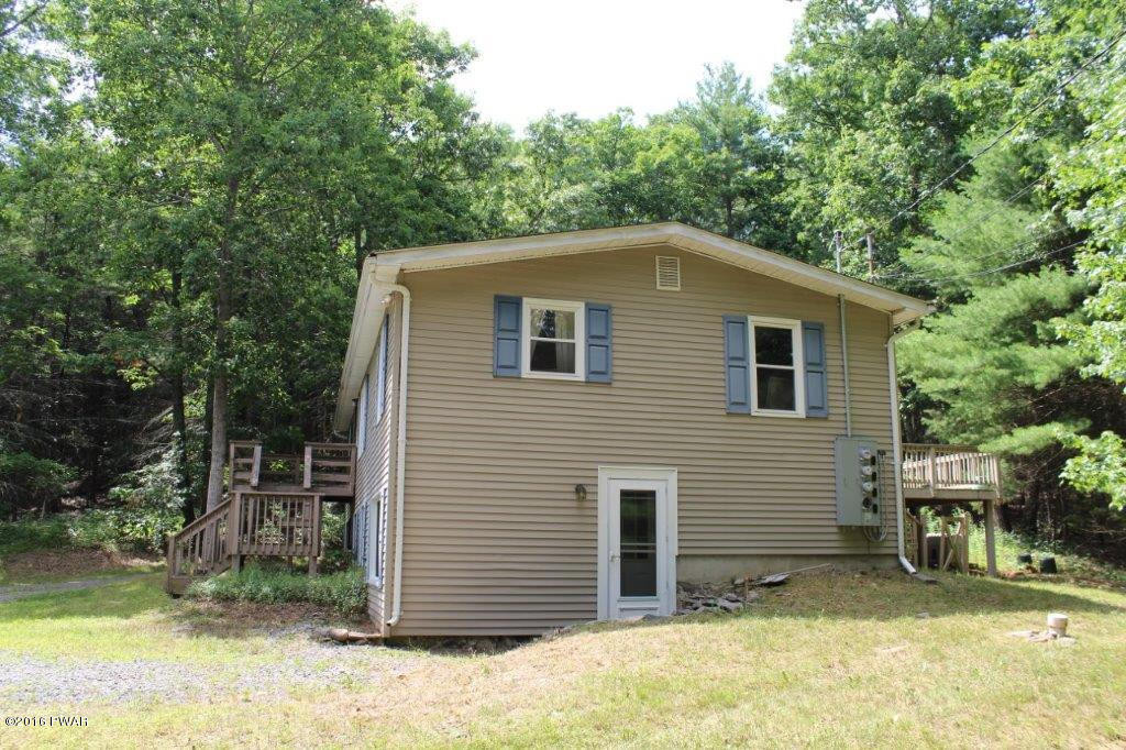 112 Mountain Springs Road Milford, PA 18337 - Photo 2 of 31 2 door to apt
