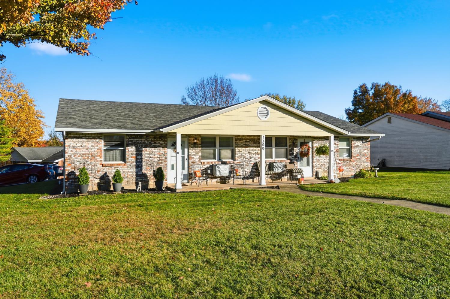 1300 Deerfield Road Lebanon, OH 45036 - Photo 2 of 77 Gallery Image 2