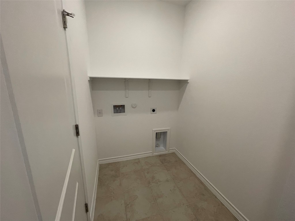 101 Thurman Holt Road Hutto, TX 78634 - Photo 29 of 38 a view of small space