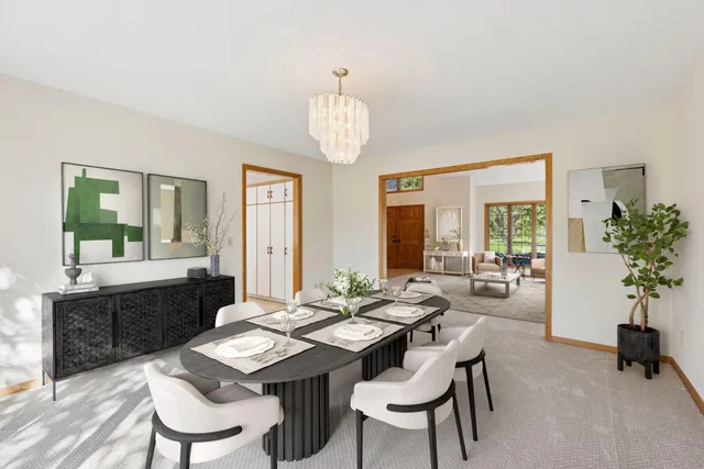 $999,000 | 3 Hill Farm Circle, North Oaks, MN 55127