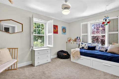 $899,000 | 7 Abrams Place, Lynbrook, NY 11563