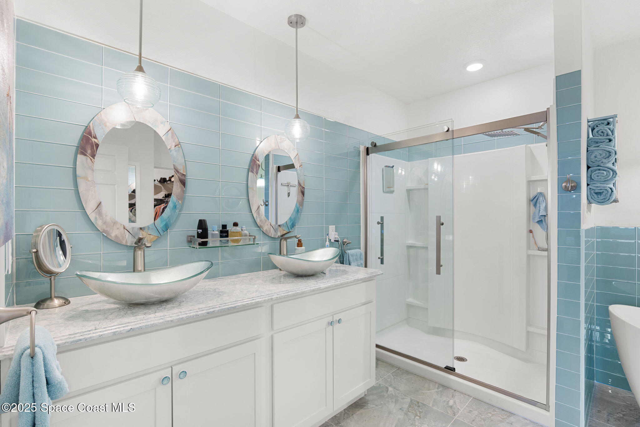 2083 Farmhouse Road Southeast Palm Bay, FL 32909 - Photo 13 of 41 8-web-or-mls-House-1