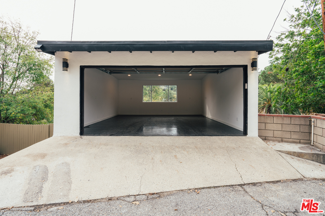1587 La Loma Road Pasadena, CA 91105 - Photo 41 of 43