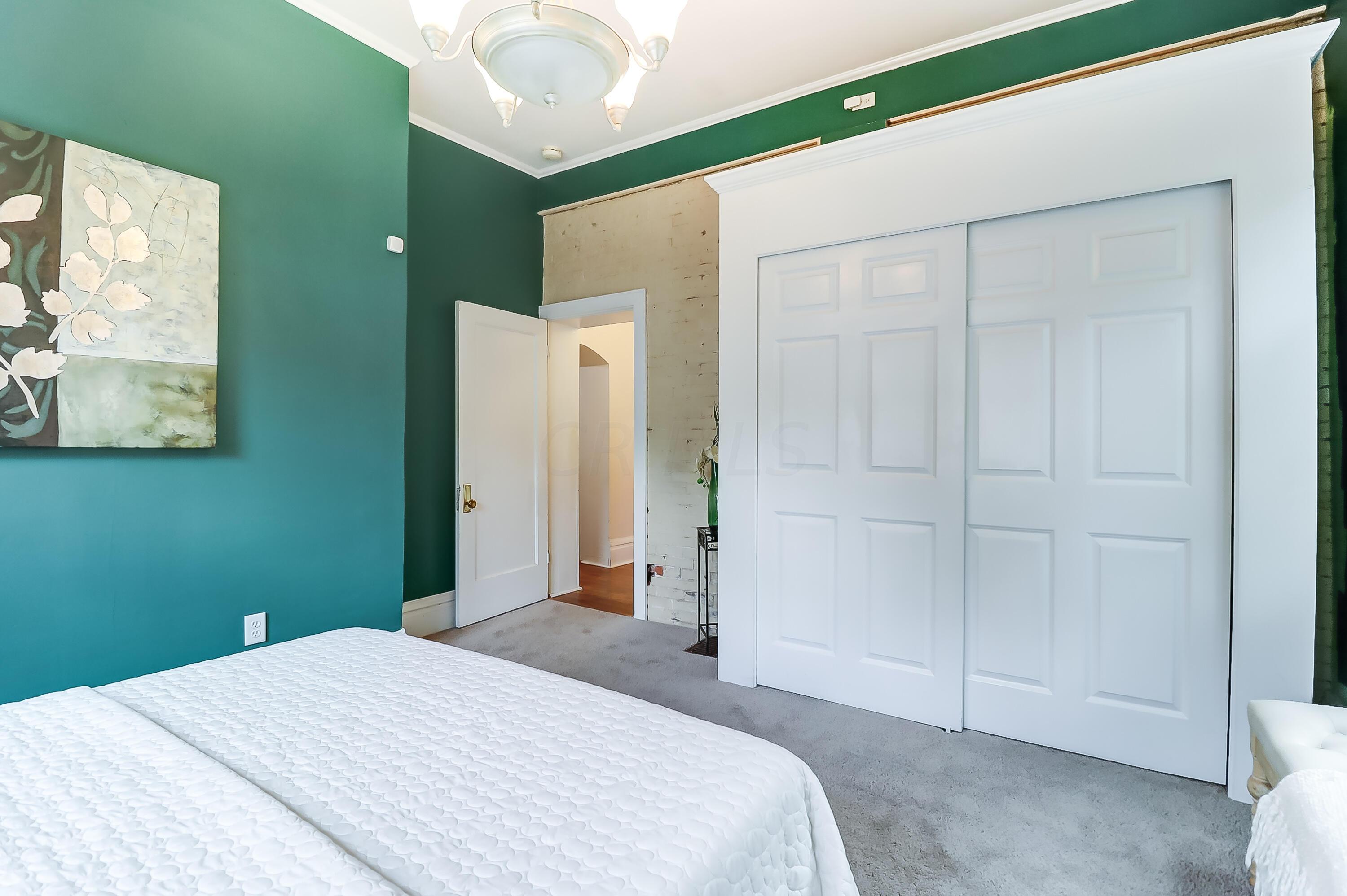 970 Bryden Road Columbus, OH 43205 - Photo 22 of 83 First floor bedroom