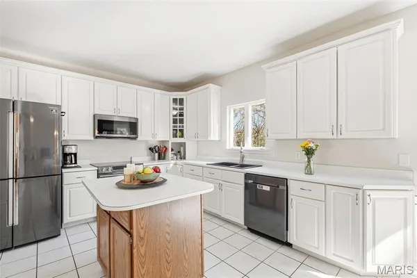 $534,900 | 18798 Pike 9242, Bowling Green, MO 63334