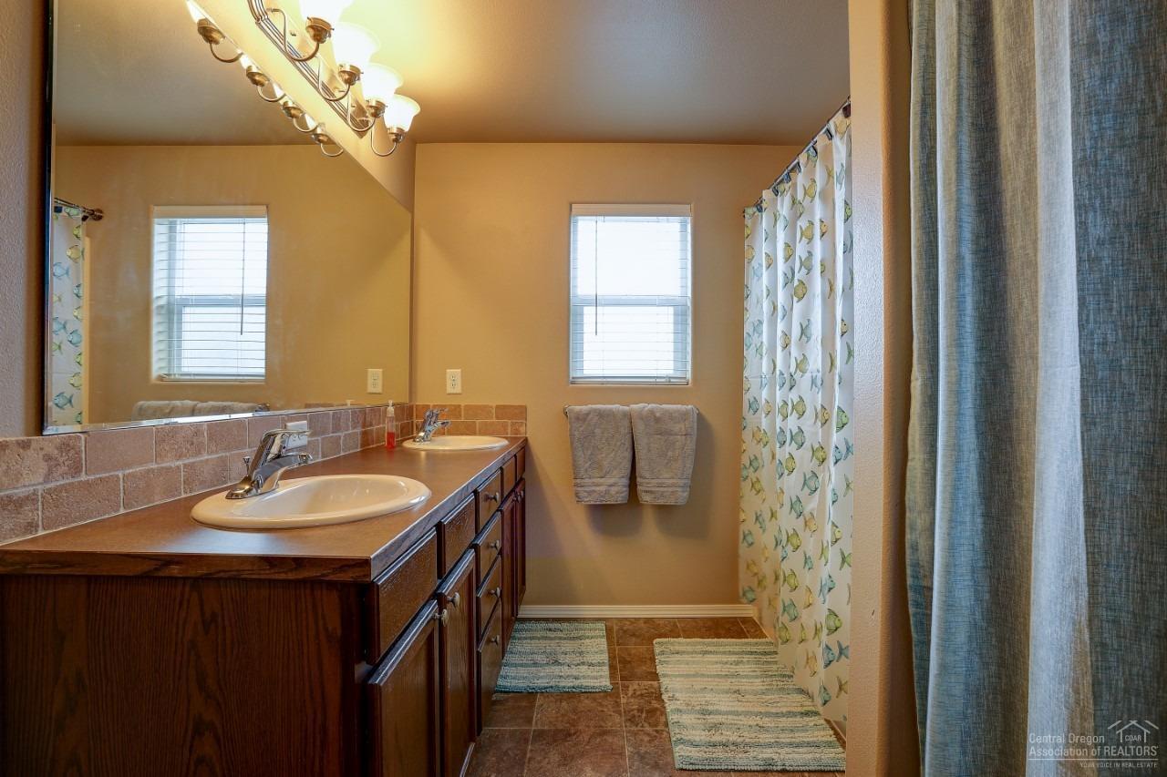 21193 Keyte Road Bend, OR 97701 - Photo 12 of 24 Additional Photo