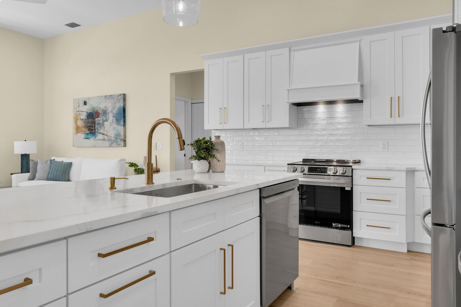 6845 Big Cypress Drive Jupiter, FL 33458 - Photo 23 of 66 Kitchen