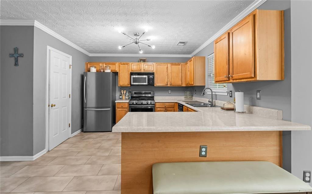 856 Haydens Ridge Ellenwood, GA 30294 - Photo 7 of 35 Gallery Image 7