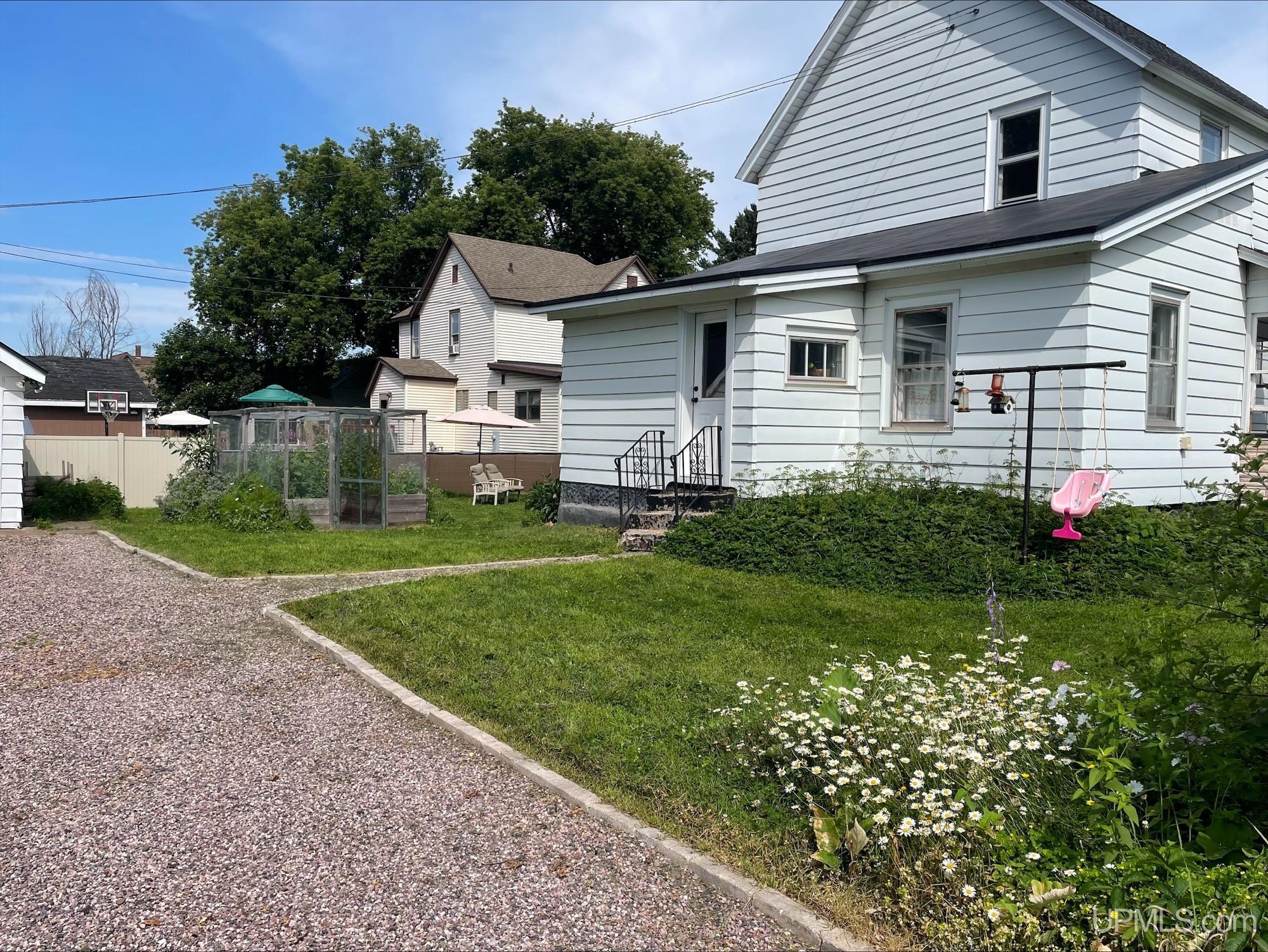 526 Bank Street Ishpeming, MI 49849 - Photo 4 of 45 Gallery Image 4