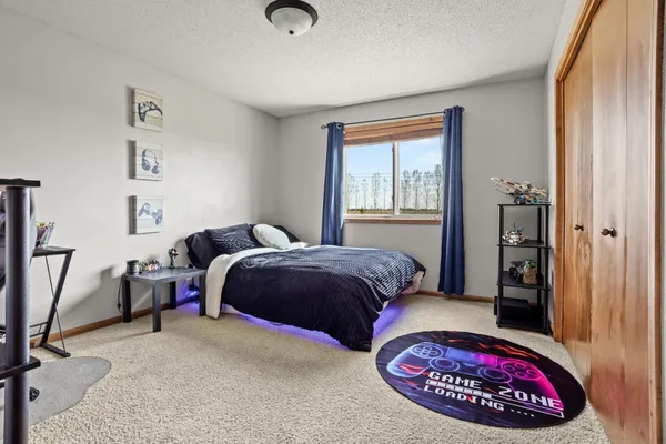 $599,900 | 829 Leonards Way, Argusville, ND 58005