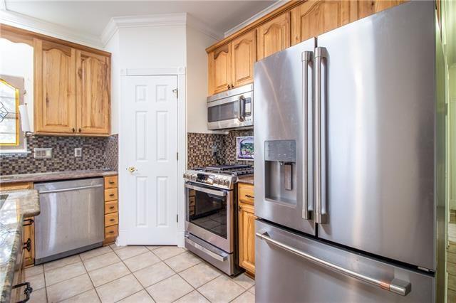 108 Lake Ridge Drive Laplace, LA 70068 - Photo 10 of 38