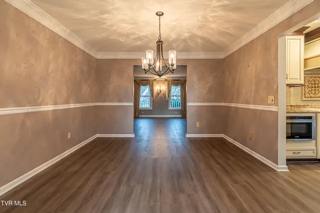 $614,900 | 19328 Stirrup Drive, Abingdon, VA 24211