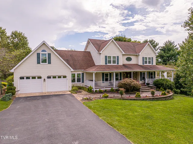 $614,900 | 19328 Stirrup Drive, Abingdon, VA 24211