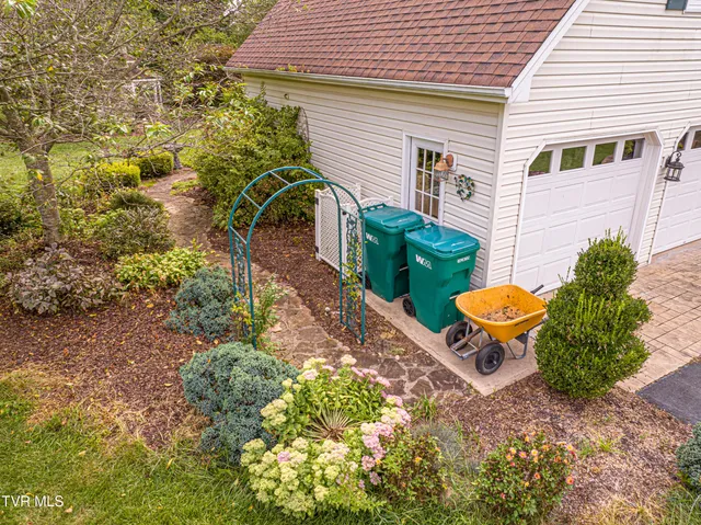 $614,900 | 19328 Stirrup Drive, Abingdon, VA 24211