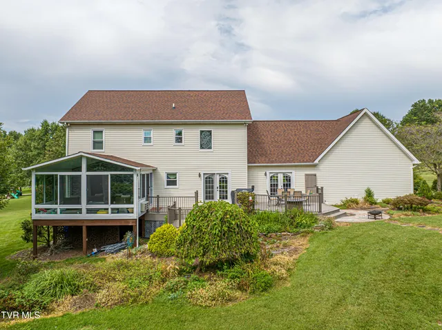 $614,900 | 19328 Stirrup Drive, Abingdon, VA 24211