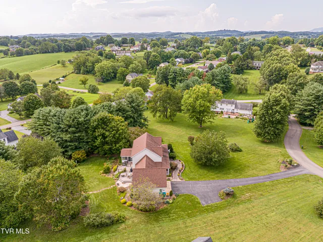 $614,900 | 19328 Stirrup Drive, Abingdon, VA 24211