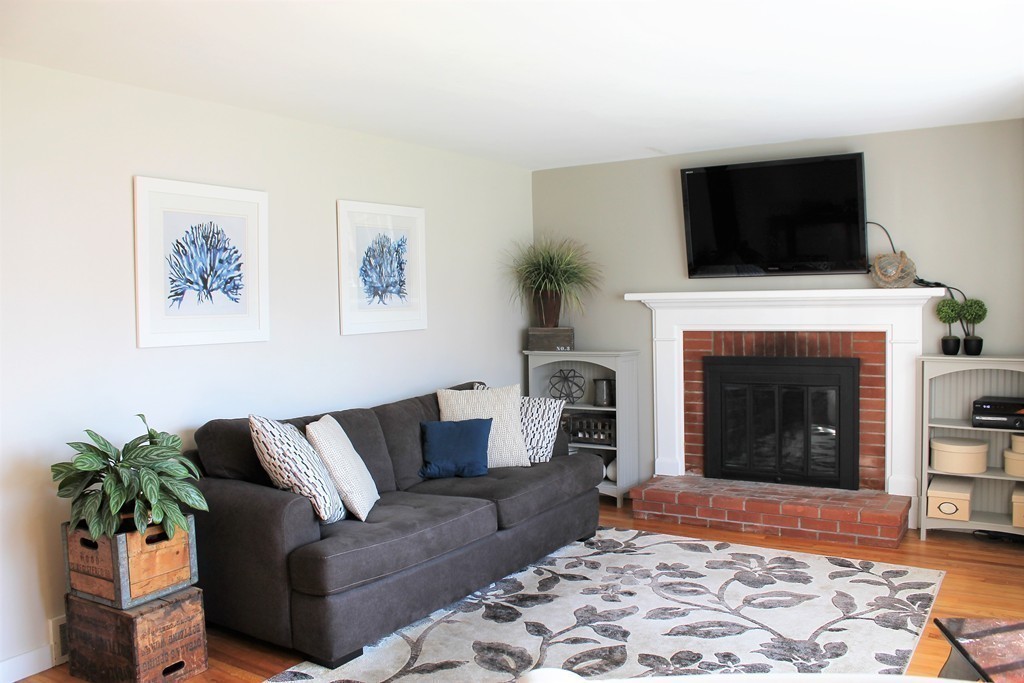 21 Bradley Road Danvers, MA 01923 - Photo 13 of 30 Gallery Image 13