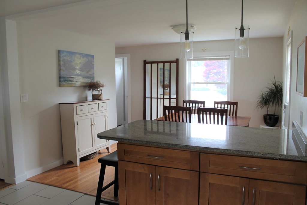 21 Bradley Road Danvers, MA 01923 - Photo 5 of 30 Gallery Image 5