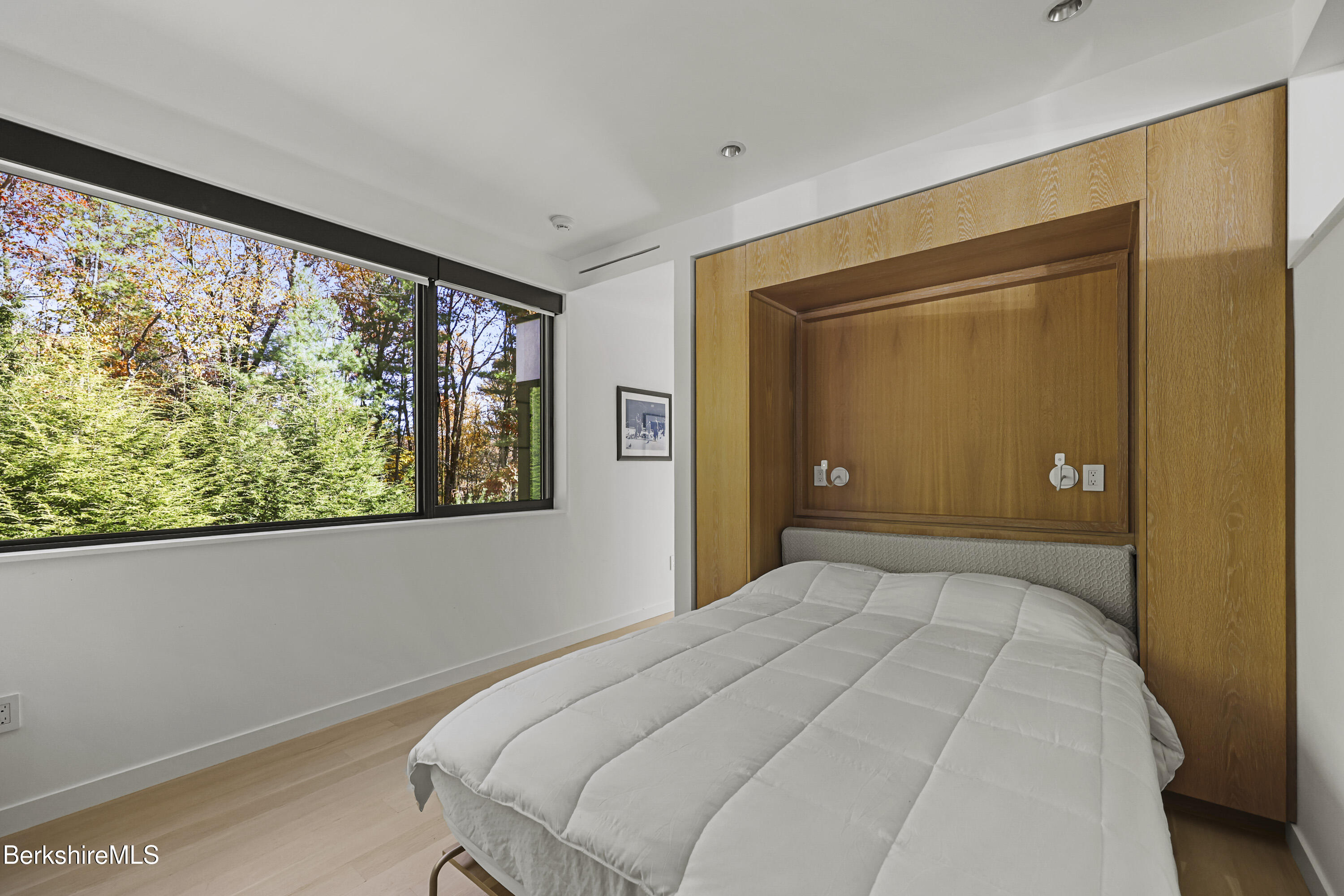 42 West Alford Road West Stockbridge, MA 01266 - Photo 21 of 35 a bedroom with a bed and a large window