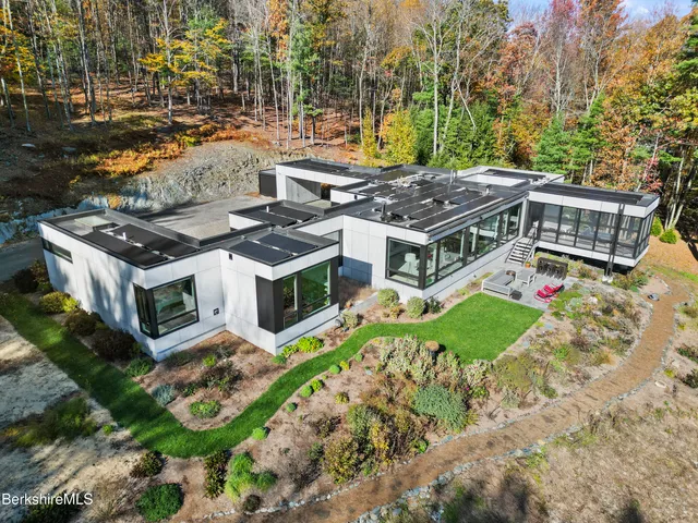$3,650,000 | 42 West Alford Road, West Stockbridge, MA 01266