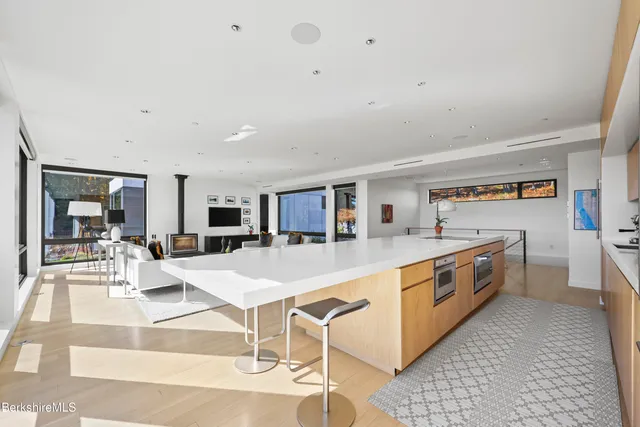 a view of living room