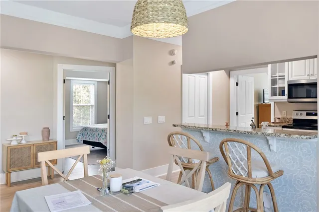 $3,000 | 146 Shady Brook Circle, Unit 301, St. Simons Island, GA 31522