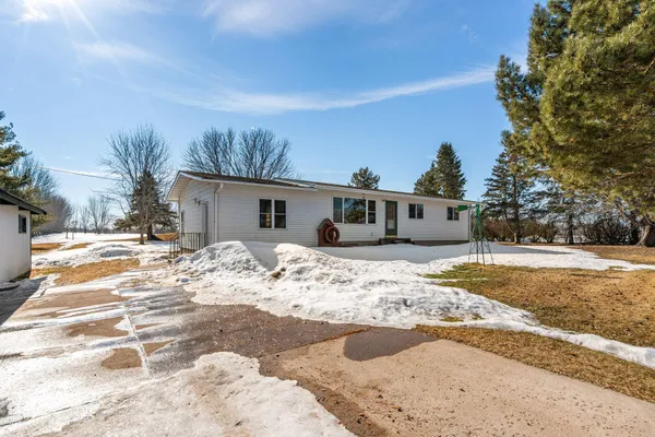 $269,000 | 2565 195th Avenue, Mora, MN 55051
