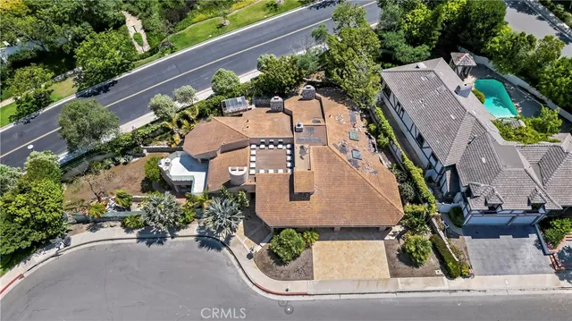 $4,980,000 | 24 Narbonne, Newport Beach, CA 92660