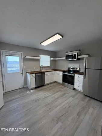 $1,600 | 205 Fourth Street, Unit A, Kingston, TN 37763