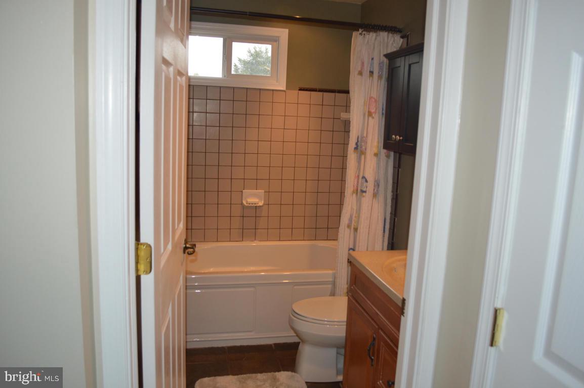 625 Donerville Road Lancaster, PA 17603 - Photo 6 of 9