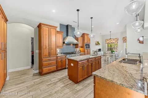 $1,300,000 | 6895 Cottonwood Drive, Grant, FL 32949