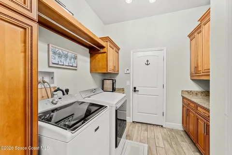 $1,300,000 | 6895 Cottonwood Drive, Grant, FL 32949