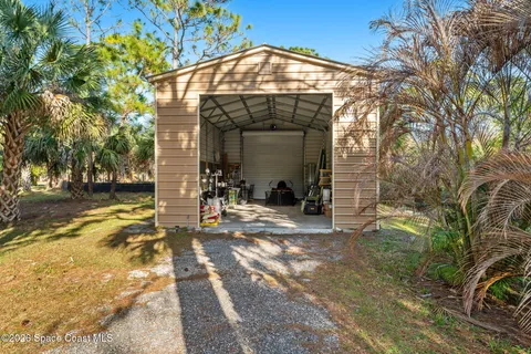 $1,300,000 | 6895 Cottonwood Drive, Grant, FL 32949