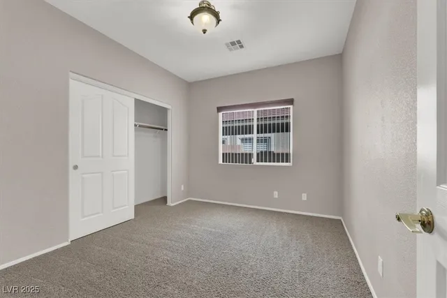 $2,450 | 133 Torchwood Lane, Las Vegas, NV 89144