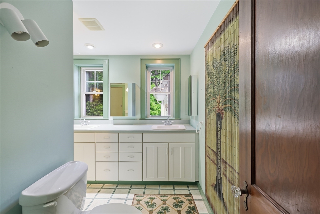 303 East State Street Granby, MA 01033 - Photo 24 of 41