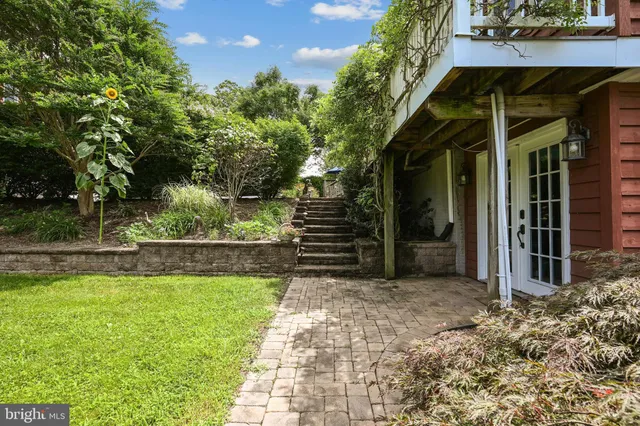 $1,095,000 | 410 Valley View Drive, Winchester, VA 22603