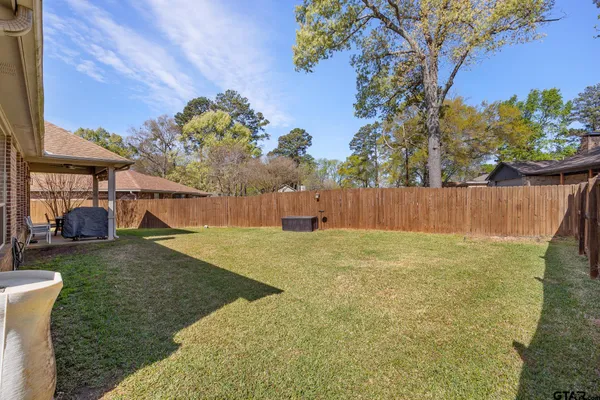 $499,000 | 310 Rosebrook Circle, Whitehouse, TX 75791