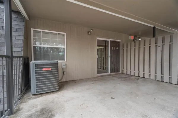 $2,350 | 295 Winding River Drive, Unit H, Atlanta, GA 30350