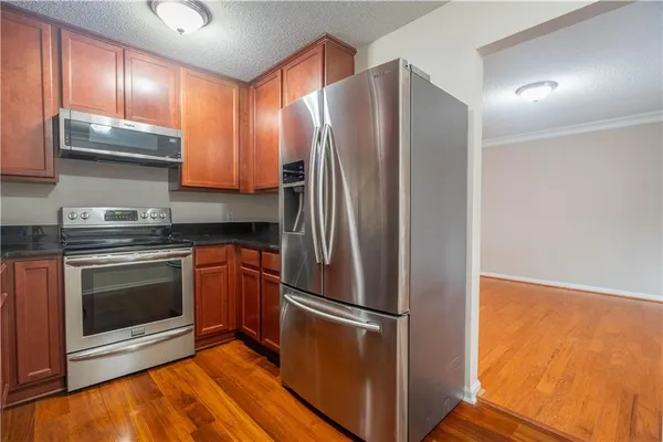 $2,350 | 295 Winding River Drive, Unit H, Atlanta, GA 30350