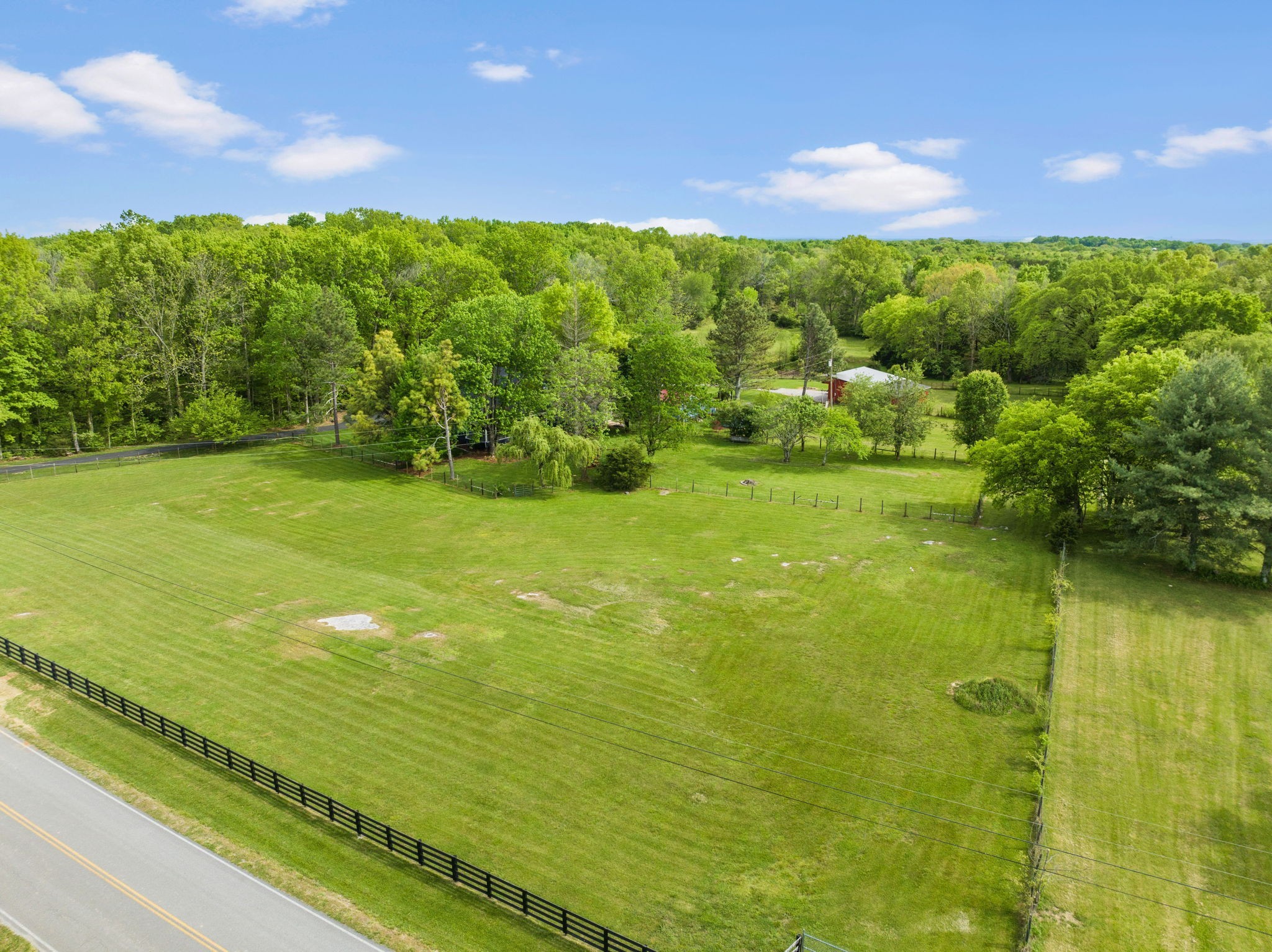 3486 Tobe Robertson Road Columbia, TN 38401 - Photo 2 of 75 Gallery Image 2