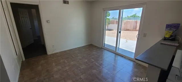 $2,900 | 421 Royal Circle, Corona, CA 92879