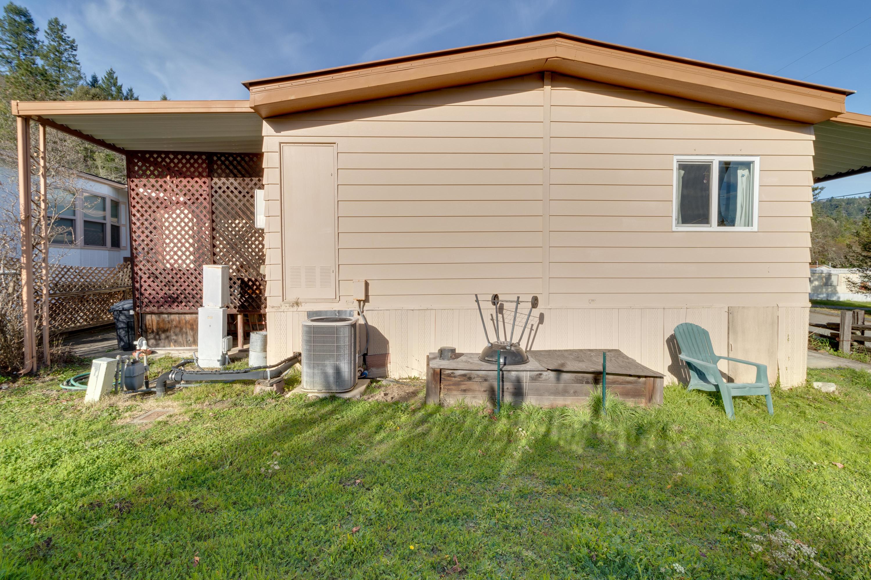146 West Coast Road, Unit 27 Redway, CA 95560 - Photo 24 of 31