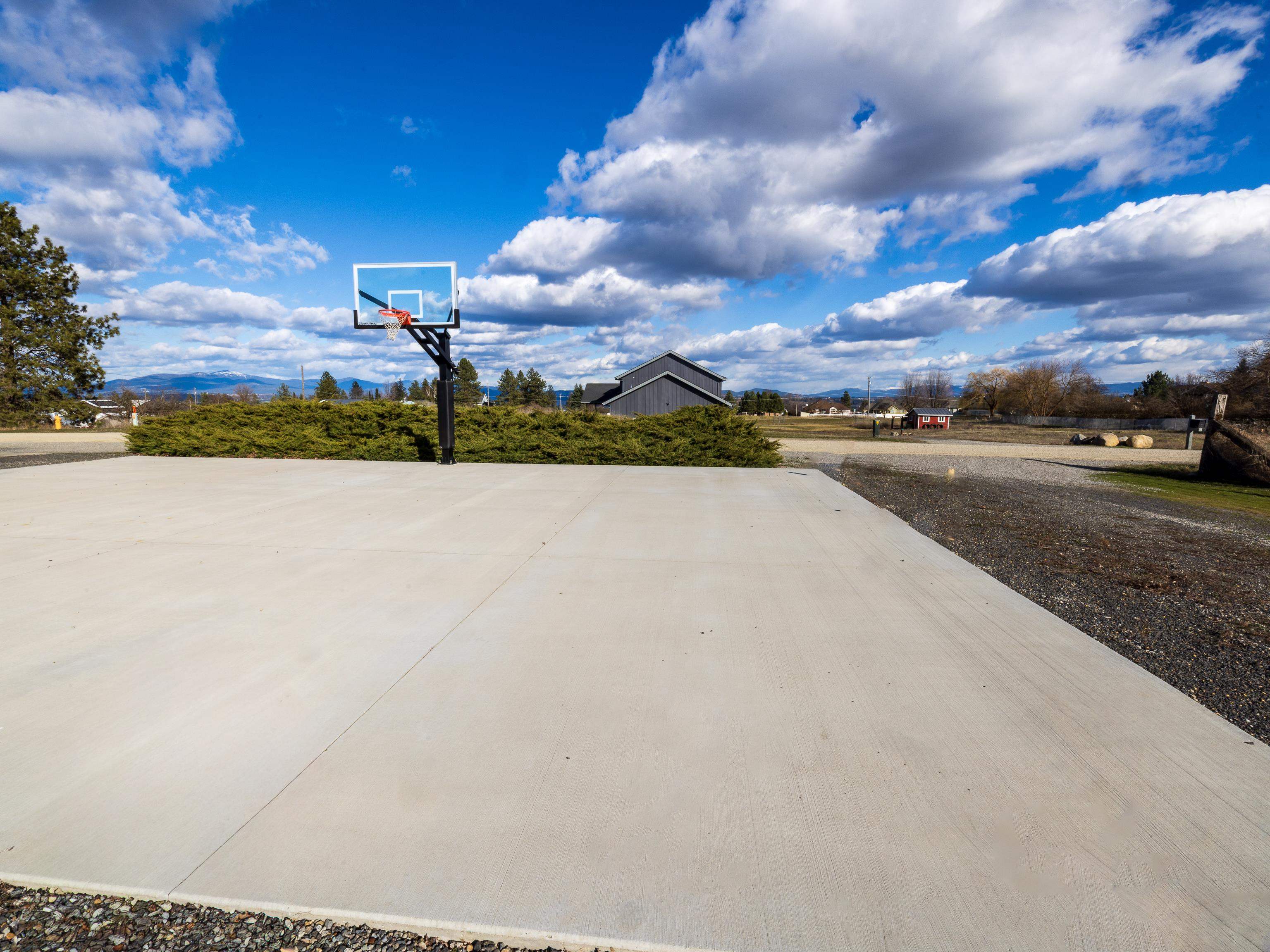 9707 North Edna Street Spokane, WA 99208 - Photo 2 of 48