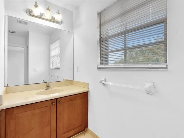 $1,089,000 | 10844 Lake Wynds Court, Boynton Beach, FL 33437