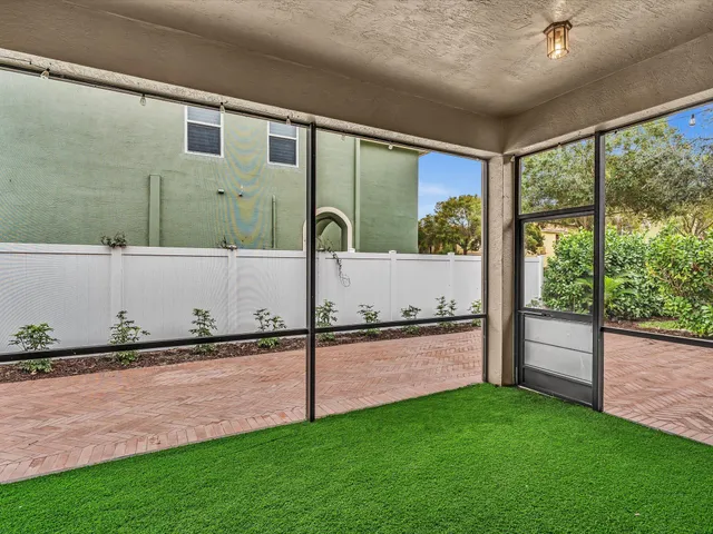 $1,089,000 | 10844 Lake Wynds Court, Boynton Beach, FL 33437