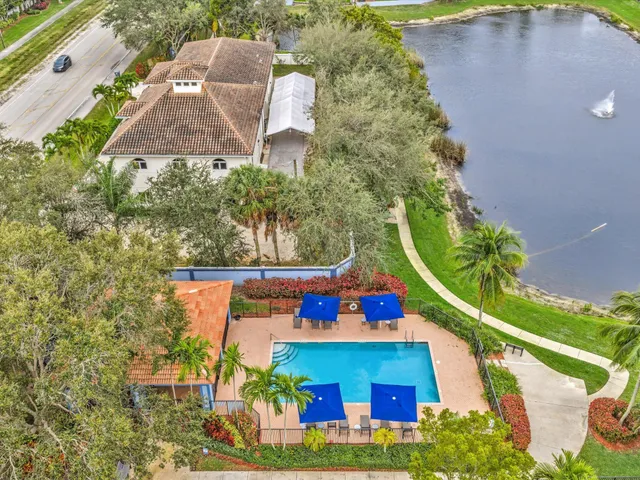 $1,089,000 | 10844 Lake Wynds Court, Boynton Beach, FL 33437