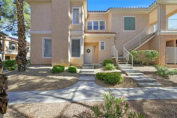 $350,000 | 251 South Green Valley Parkway, Unit 3811, Henderson, NV 89012