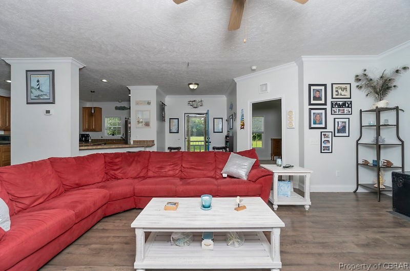 7647 Paynes Landing Road Gloucester, VA 23061 - Photo 7 of 34 Gallery Image 7