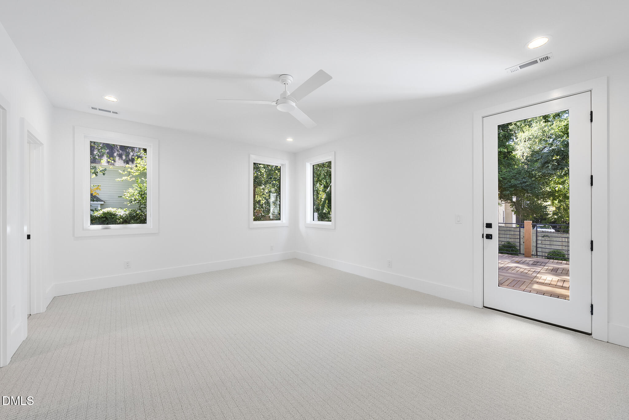 1009 Parker Street Raleigh, NC 27607 - Photo 44 of 66 DSC06239